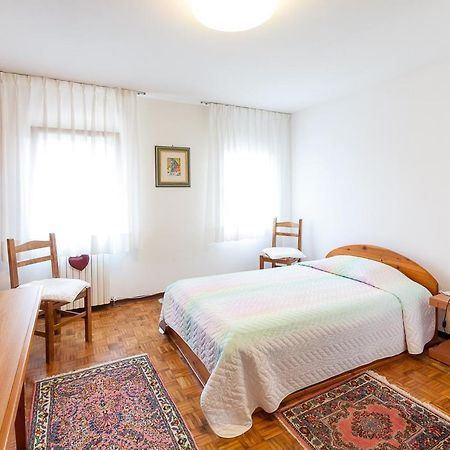 B&B Ca Dea Calle Vallà Buitenkant foto
