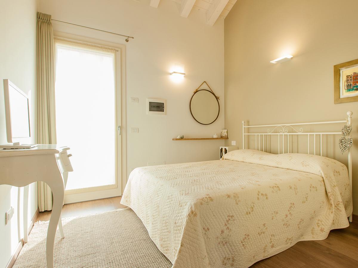 B&B Ca Dea Calle Vallà Buitenkant foto